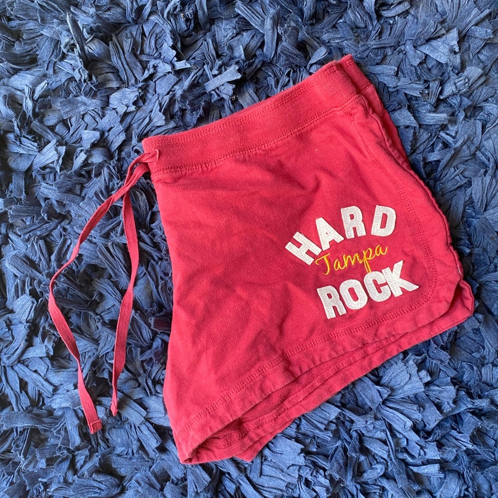 Hard rock short